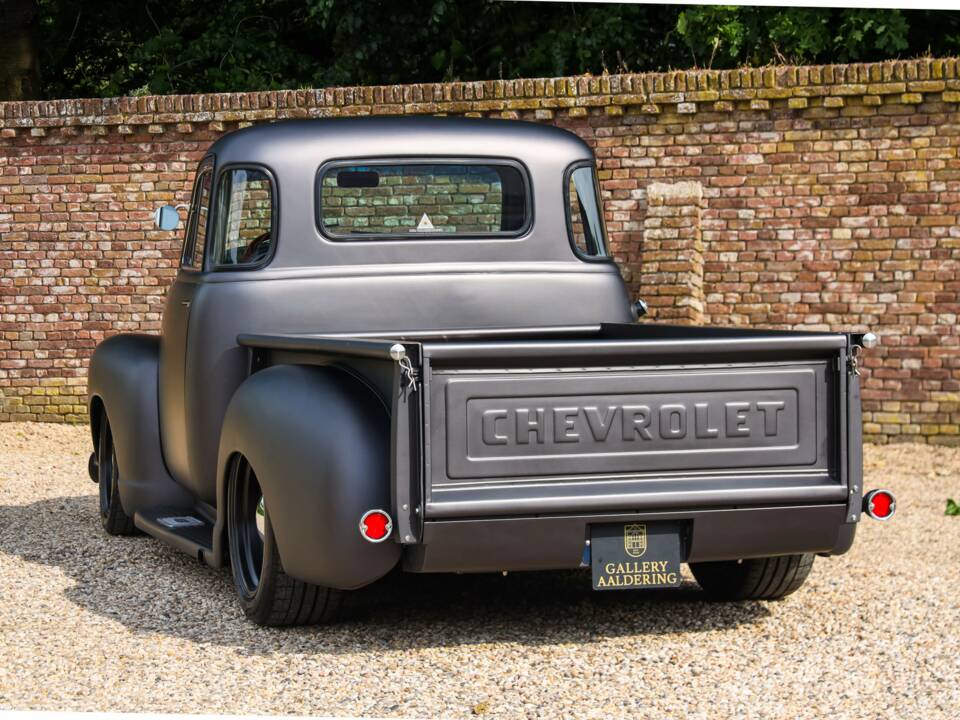 Imagen 2/50 de Chevrolet 3100 ½-ton (1955)