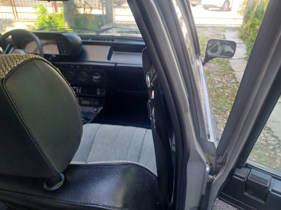 Immagine 38/81 di Alfa Romeo Giulietta 1.6 (1984)