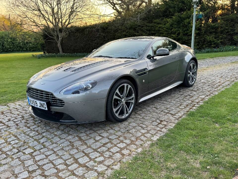Afbeelding 49/49 van Aston Martin V12 Vantage (2009)