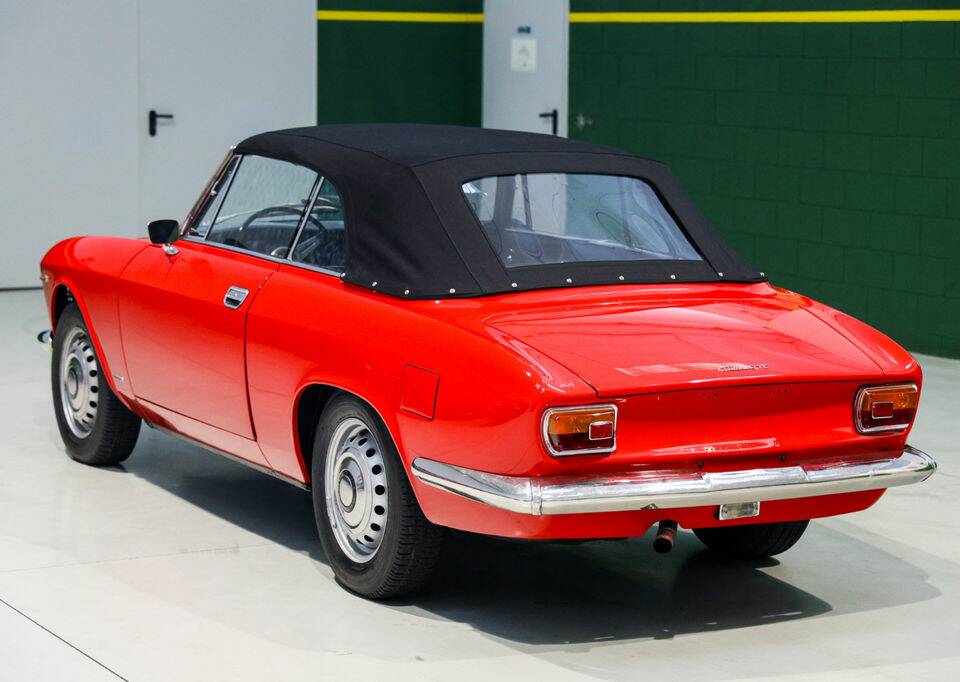 Bild 6/8 von Alfa Romeo Giulia 1600 GTC (1965)