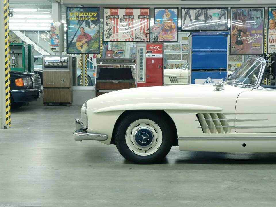 Bild 7/50 von Mercedes-Benz 300 SL Roadster (1959)
