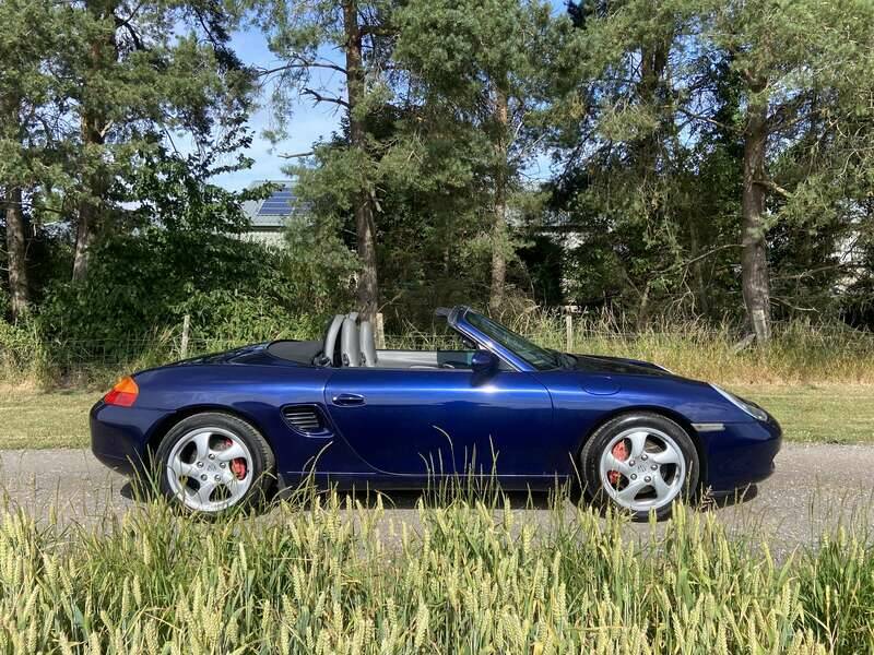 Image 5/50 of Porsche Boxster S (2001)