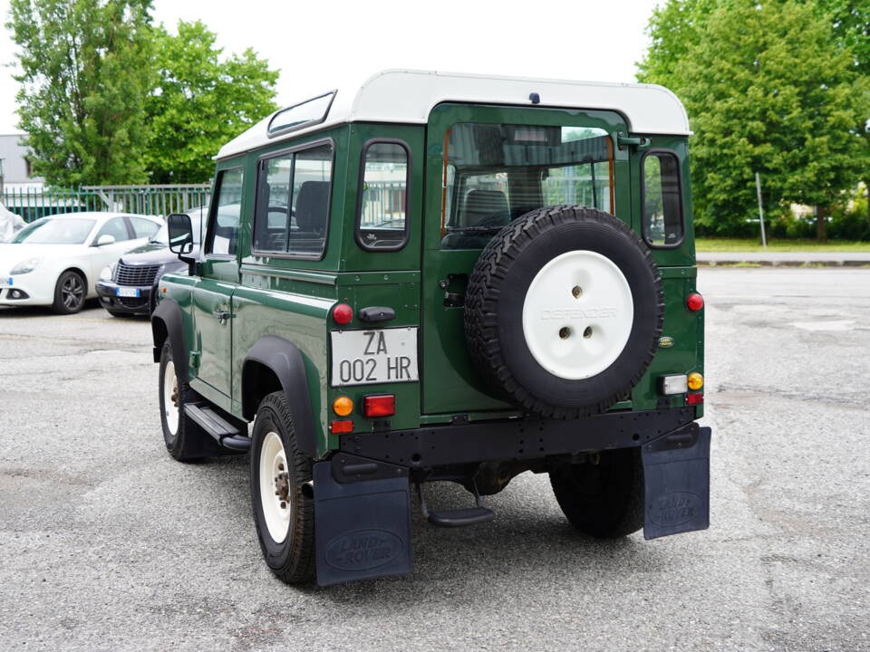 Image 33/35 de Land Rover Defender 90 (1998)