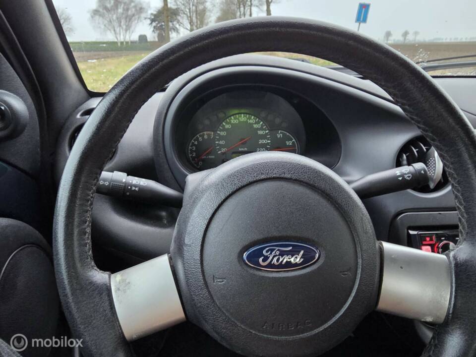 Image 15/22 de Ford Streetka (2003)