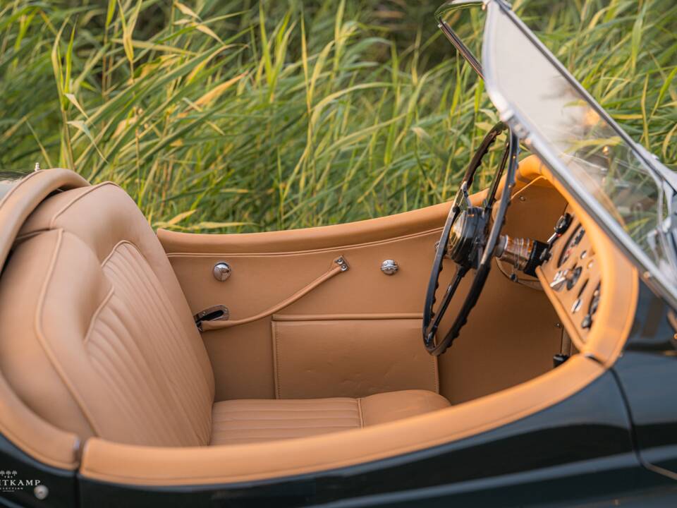 Bild 11/18 von Jaguar 3,4 Liter (1957)