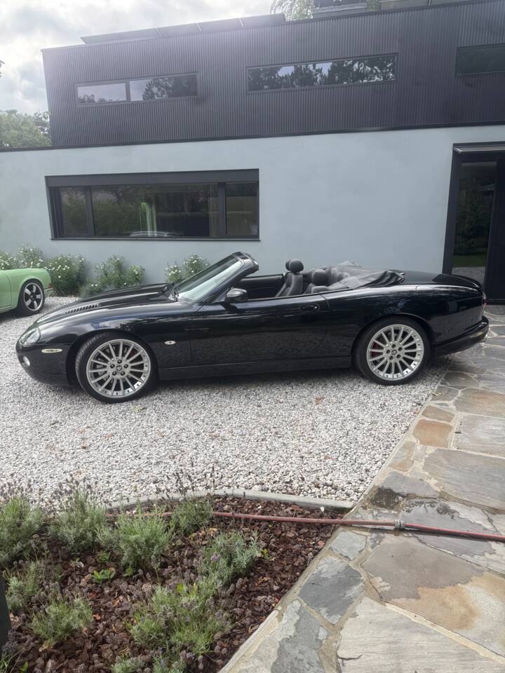 Image 12/24 of Jaguar XKR (2005)