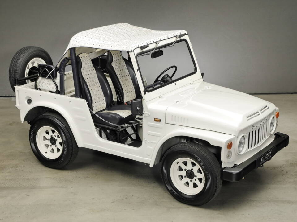 Imagen 2/19 de Suzuki LJ 80 (1981)