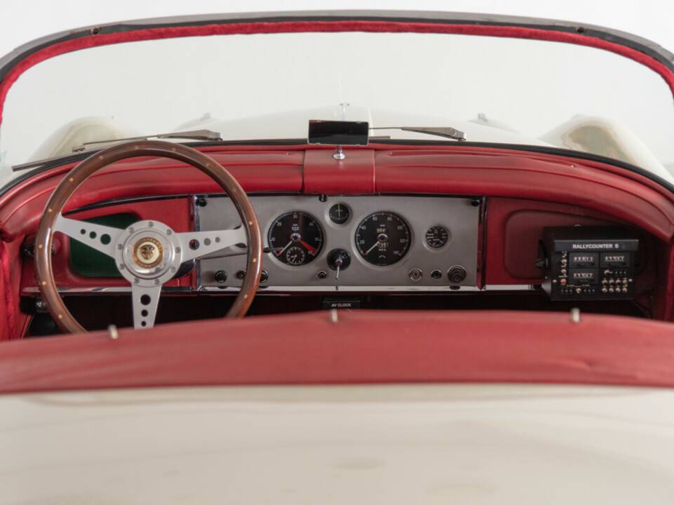 Bild 36/45 von Jaguar XK 150 3.4 S OTS (1958)