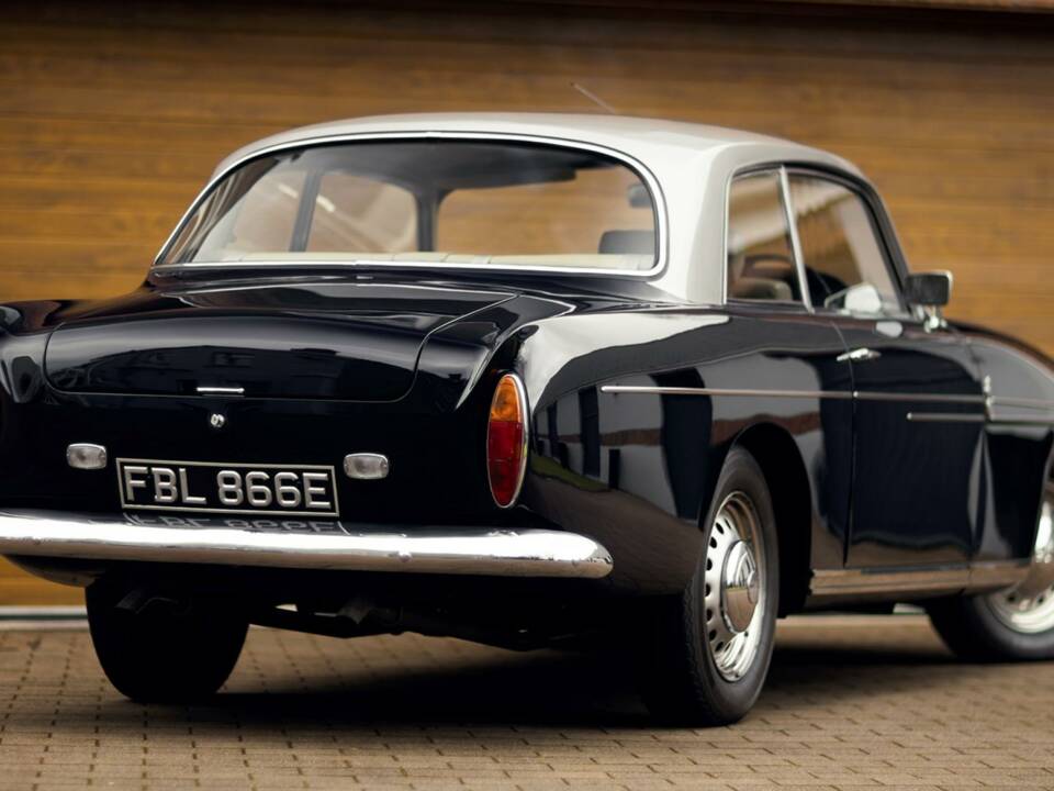 Image 13/50 of Bristol 409 (1967)