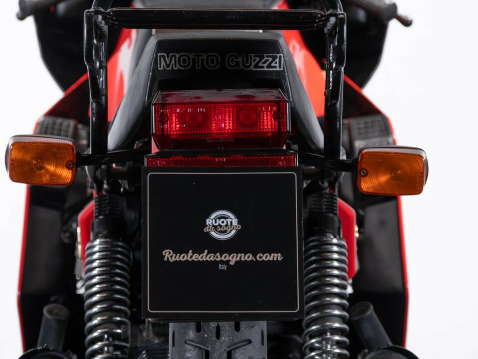 Bild 31/50 von Moto Guzzi DUMMY (1980)