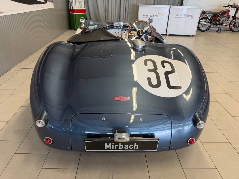 Image 12/24 de Suffolk C-Type Jaguar (1954)