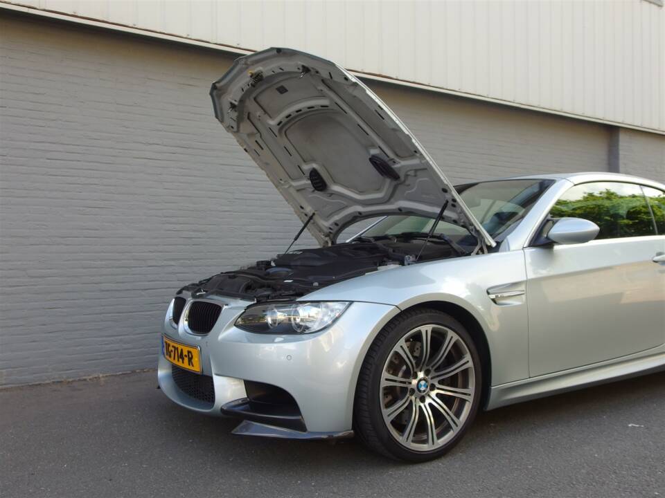 Image 71/98 de BMW M3 (2011)