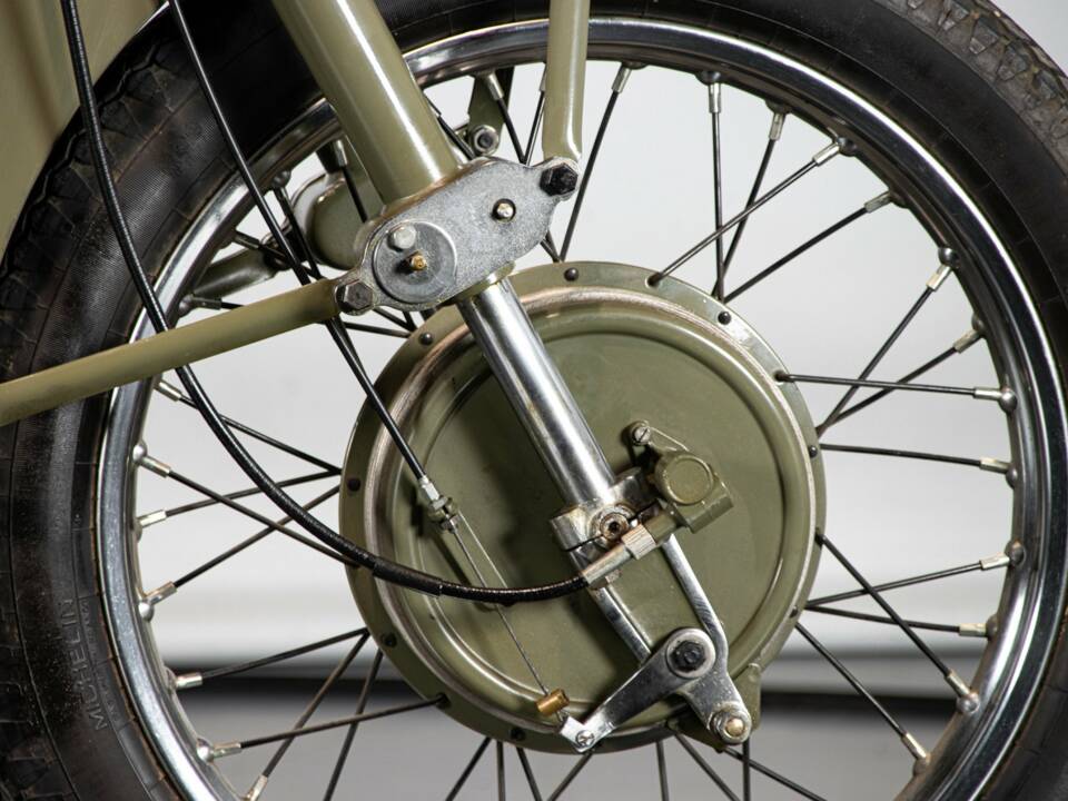 Image 40/50 of Moto Guzzi DUMMY (1963)