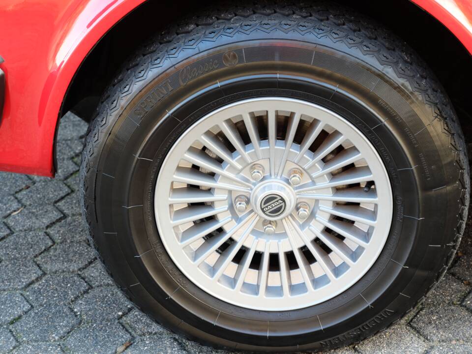 Image 63/75 de Volvo 240 (1986)