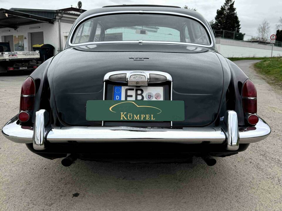 Immagine 10/50 di Jaguar S-Type 3.8 (1966)