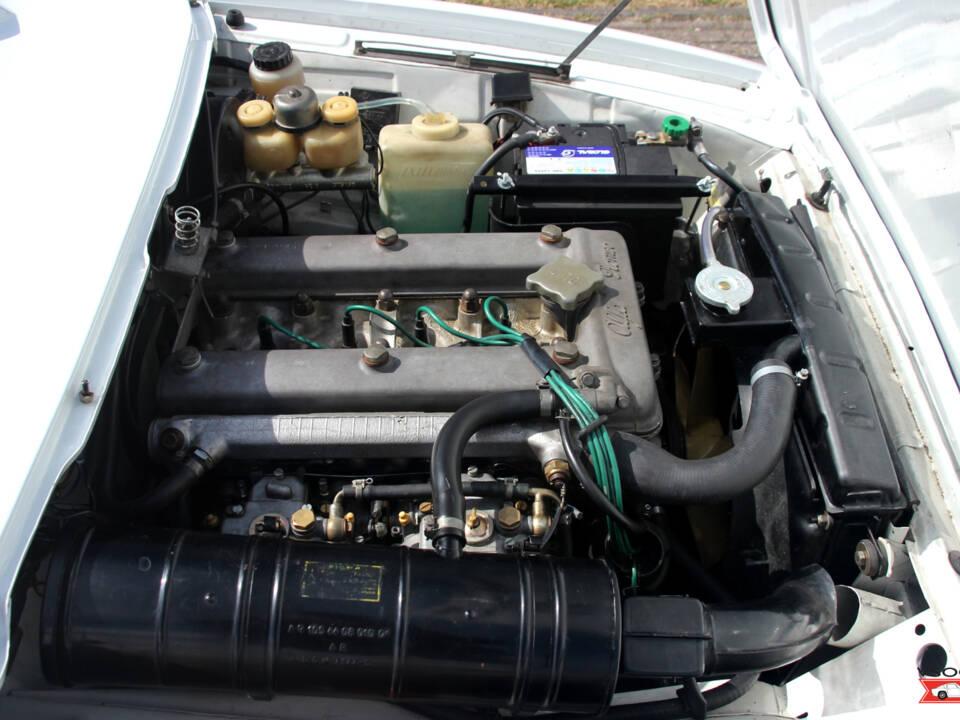 Image 18/25 of Alfa Romeo Junior Zagato GT 1600 (1974)