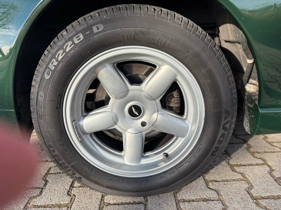 Bild 6/20 von Aston Martin Virage Volante (1994)