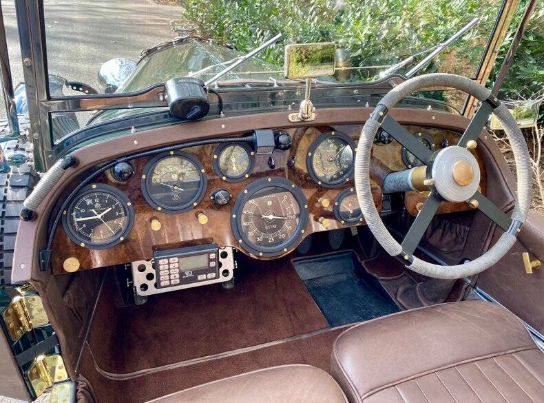 Image 17/50 of Bentley Mk VI Straight Eight B81 Special (1951)