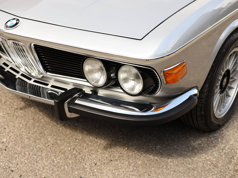Image 42/95 of BMW 3.0 CSi (1975)