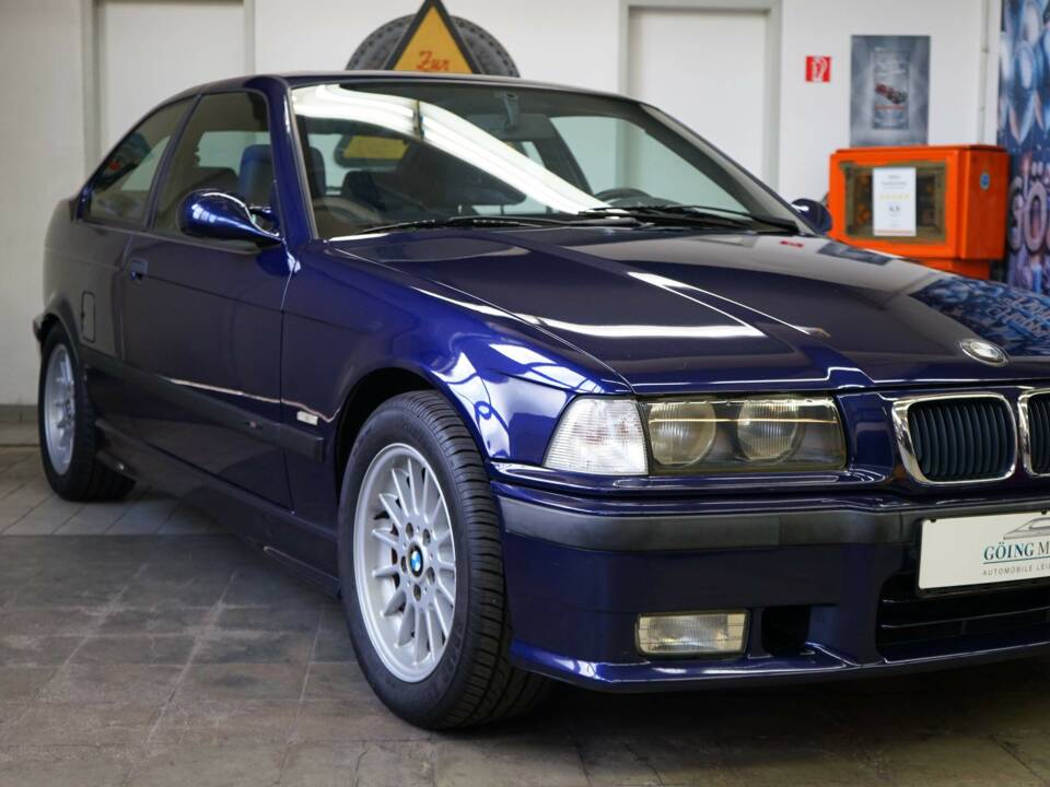 Image 3/33 of BMW 323ti Compact (1999)