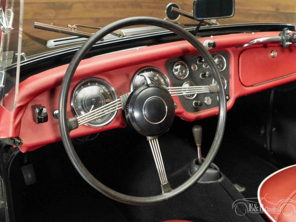 Image 12/19 of Triumph TR 4 (1961)