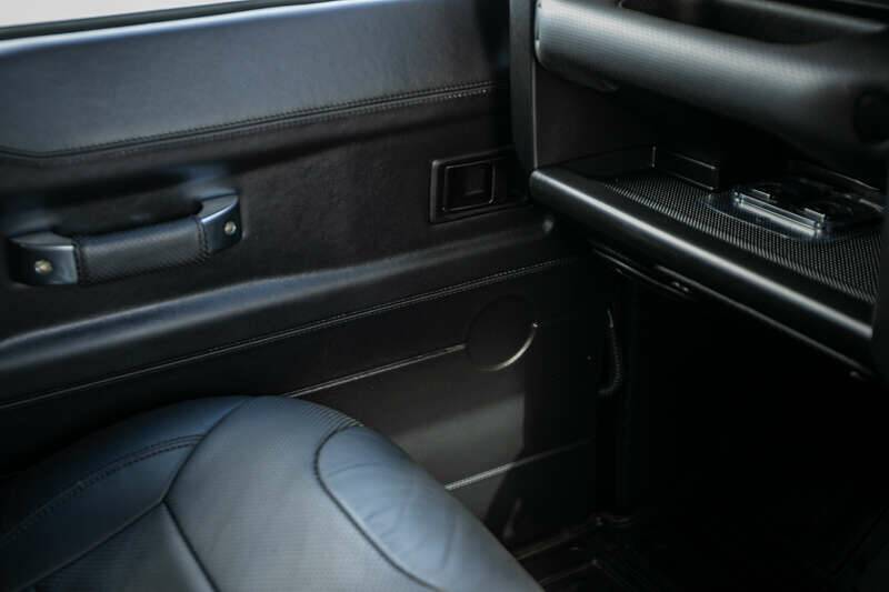Image 26/31 of Land Rover Defender (2016)