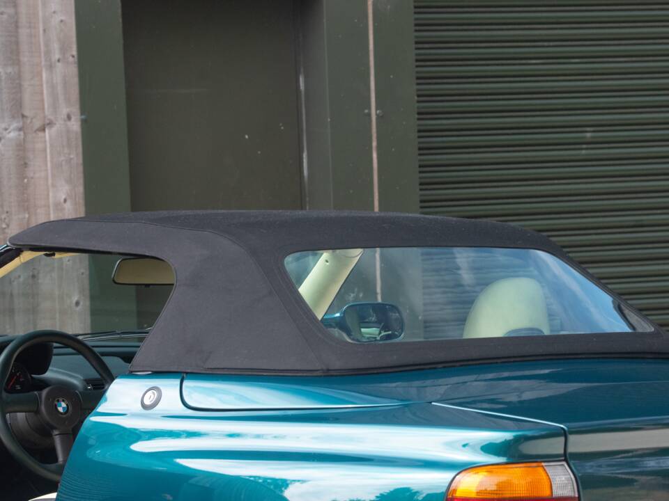 Bild 36/50 von BMW Z1 Roadster (1991)