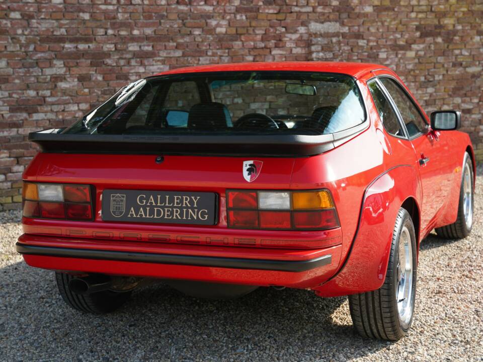 Image 45/50 de Porsche 924 S (1981)