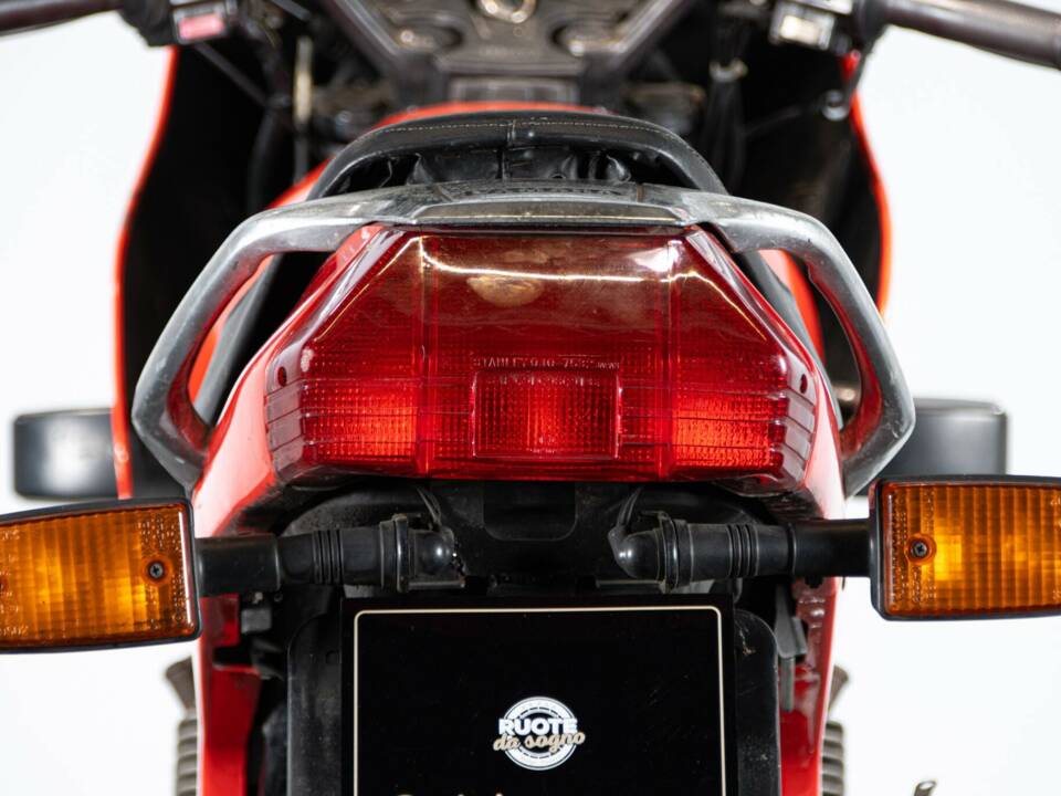 Image 24/50 of Yamaha XJ 600 (1984)