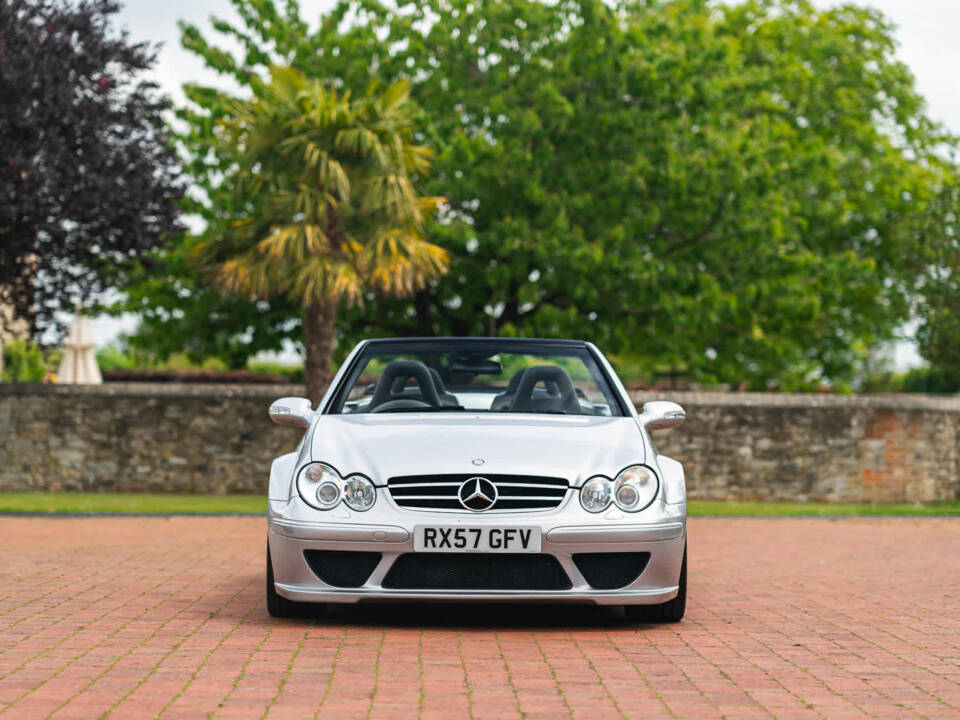 Bild 3/28 von Mercedes-Benz CLK DTM AMG (2006)