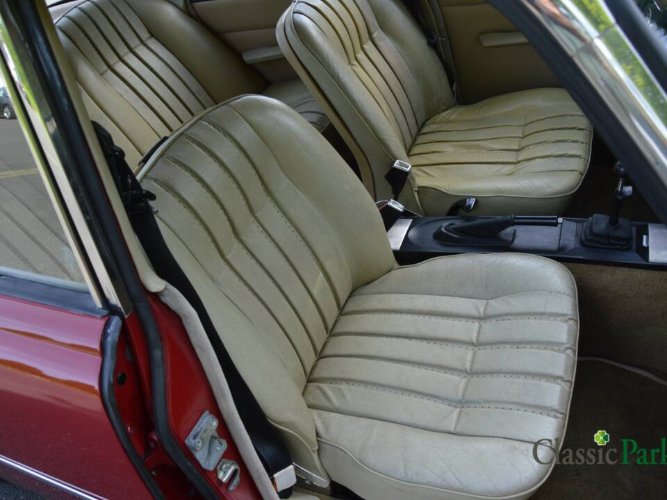 Image 23/50 of Rover 2000 TC (1976)