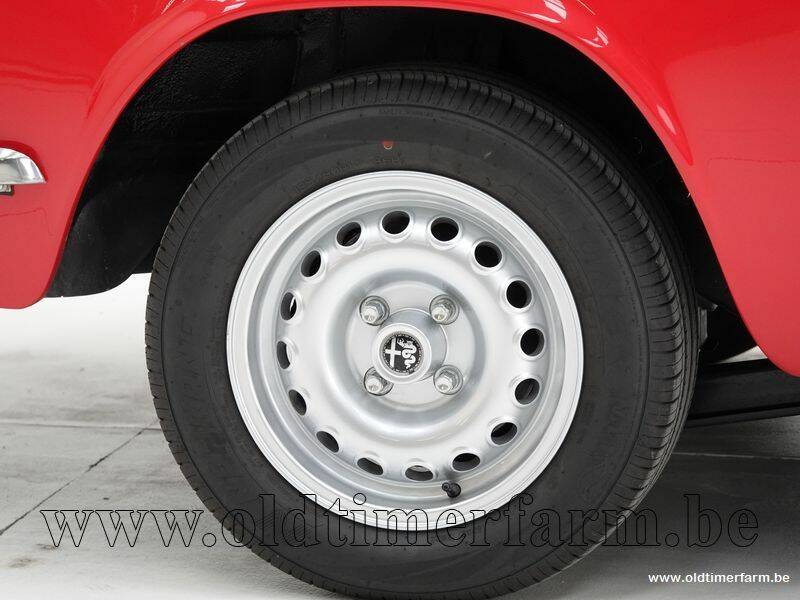 Image 15/15 of Alfa Romeo Giulia 1600 GT Junior (1974)