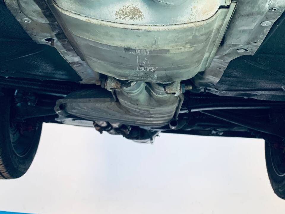 Bild 17/17 von BMW 635 CSi (1984)