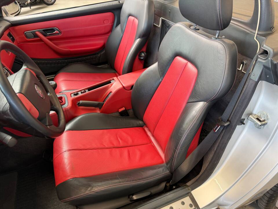 Image 26/51 of Mercedes-Benz SLK 230 Kompressor (1997)