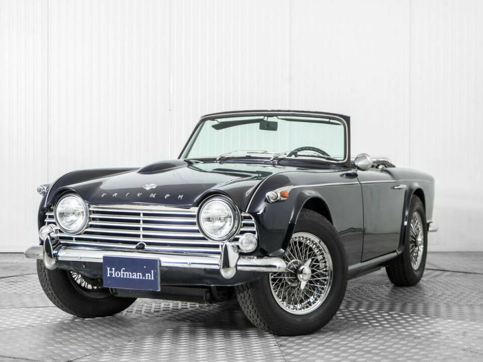Afbeelding 3/50 van Triumph TR 4A (1967)