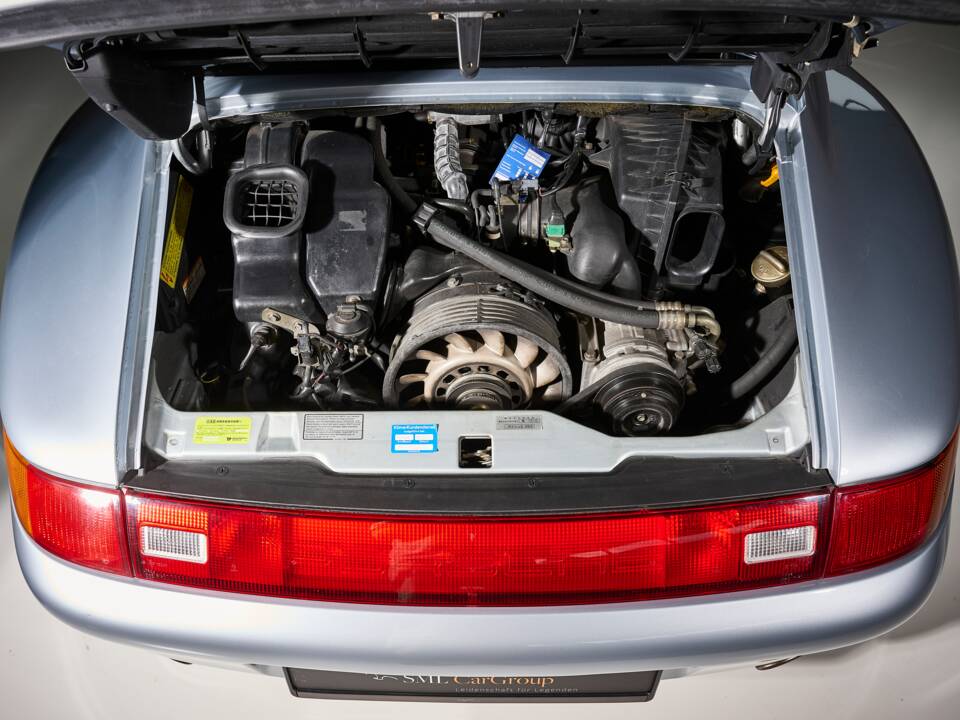 Image 27/36 de Porsche 911 Carrera (1995)