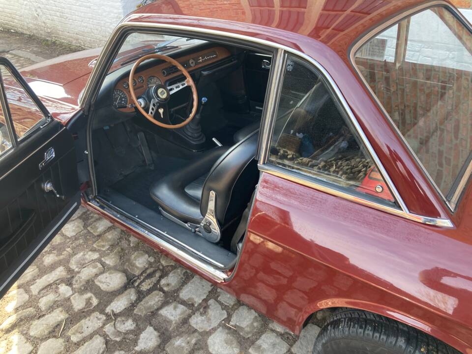 Image 3/13 de Lancia Fulvia Coupe (1971)