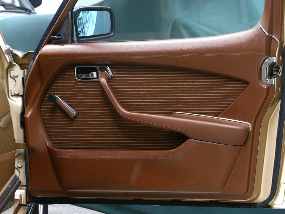 Bild 17/23 von Mercedes-Benz 280 SE (1979)