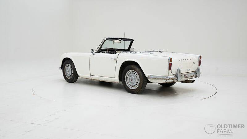 Image 4/15 of Triumph TR 4 (1962)
