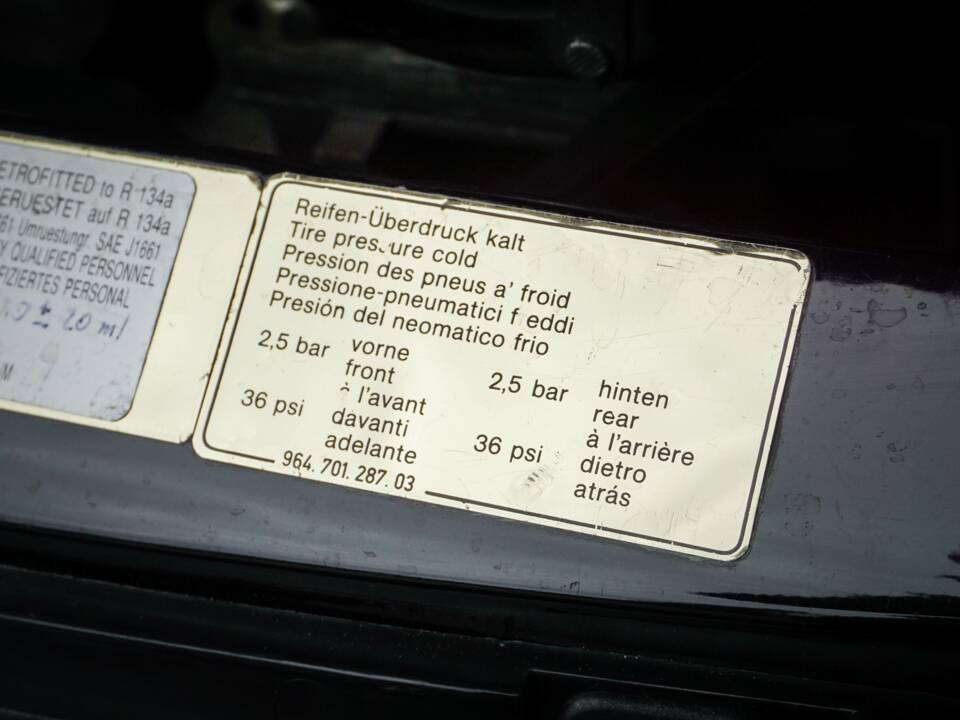 Bild 33/53 von Porsche 911 Turbo 3.3 (1991)