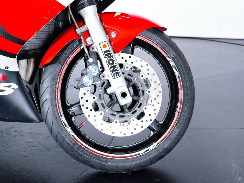 Bild 36/49 von Yamaha DUMMY (1999)