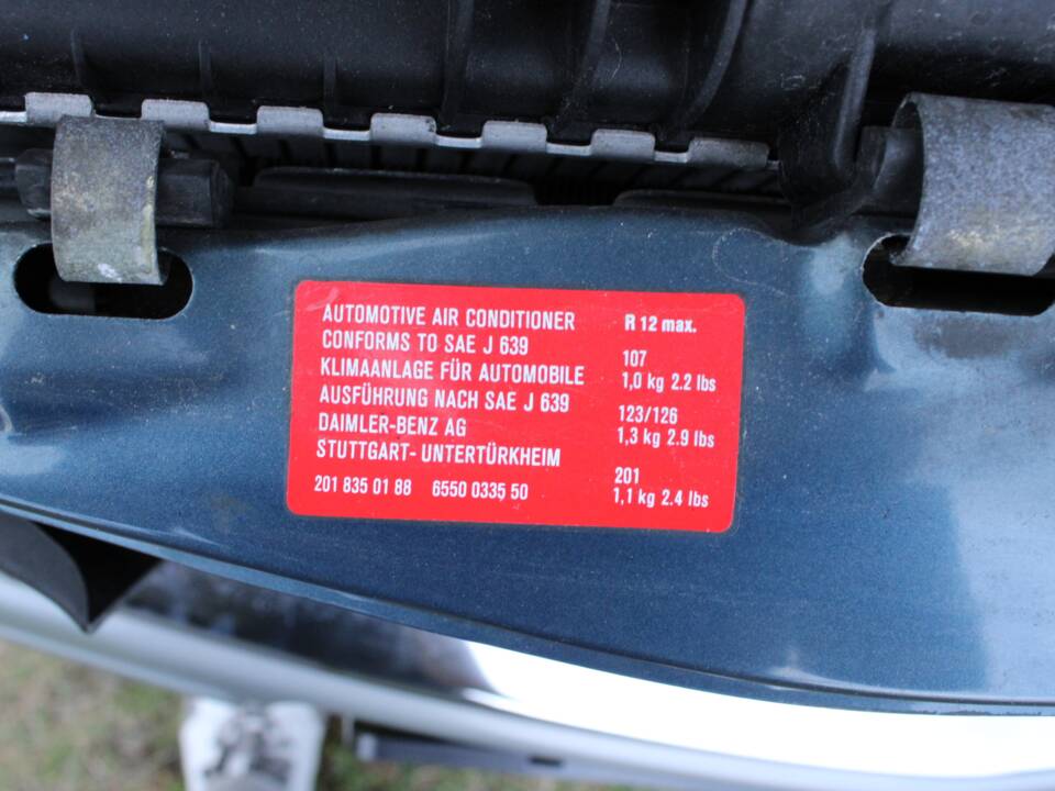 Image 41/51 de Mercedes-Benz 500 SE (1984)