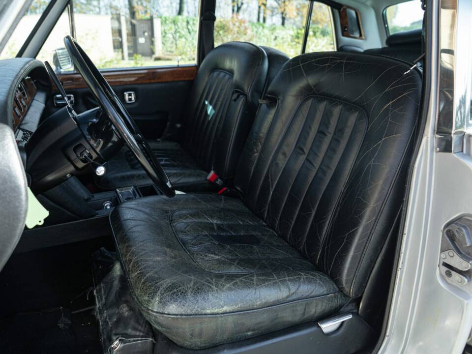 Image 33/50 of Bentley T 1 (1975)