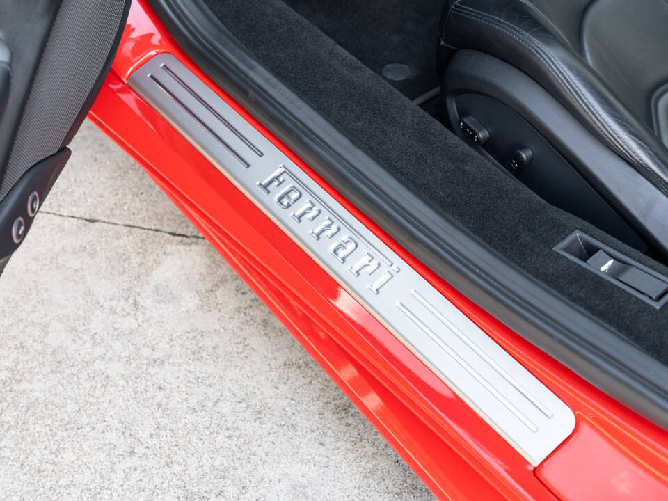 Immagine 35/85 di Ferrari 488 GTB (2015)