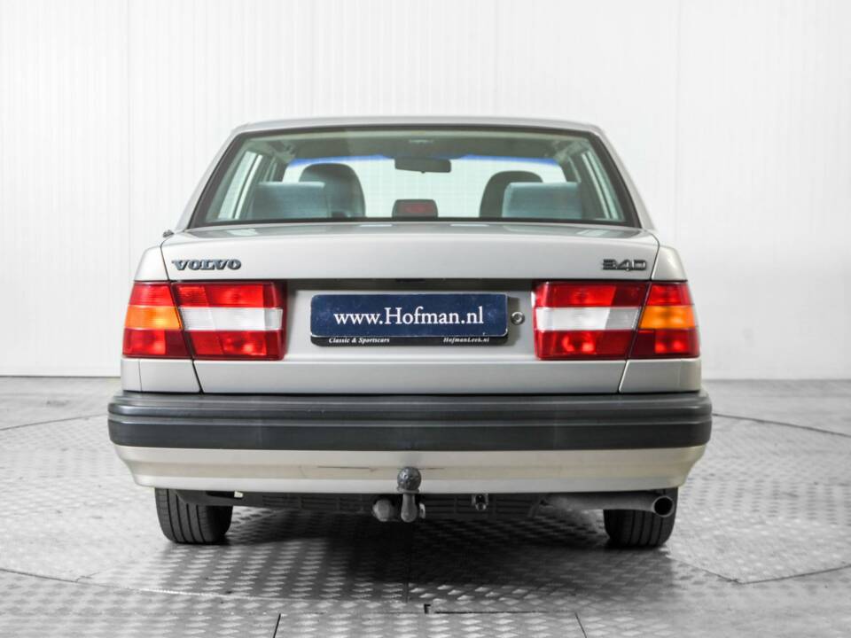 Bild 13/50 von Volvo 940 2.3i (1996)