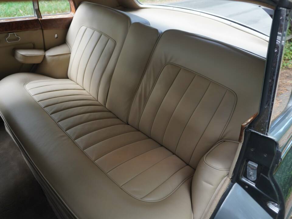 Imagen 18/24 de Rolls-Royce Silver Cloud II (1962)