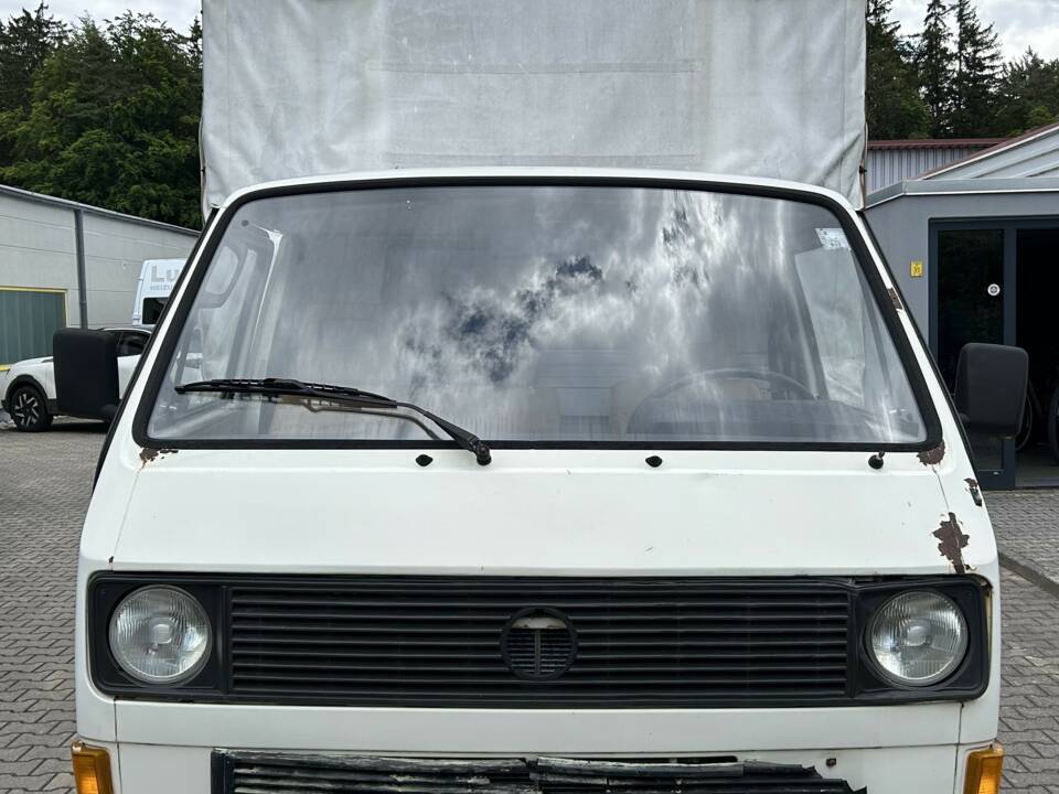 Bild 32/51 von Volkswagen T3 Pritsche D 1.7 (1988)