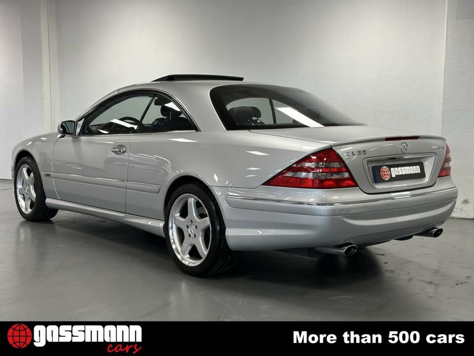 Imagen 6/15 de Mercedes-Benz CL 55 AMG (2000)