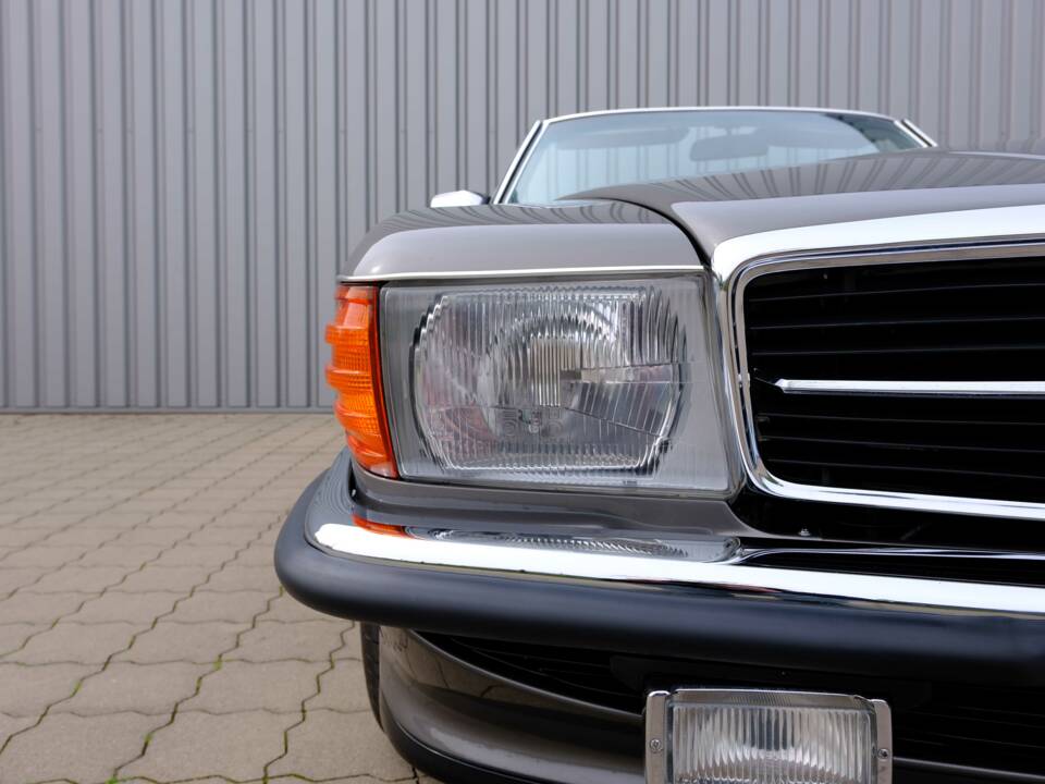 Image 31/97 de Mercedes-Benz 560 SL (1987)