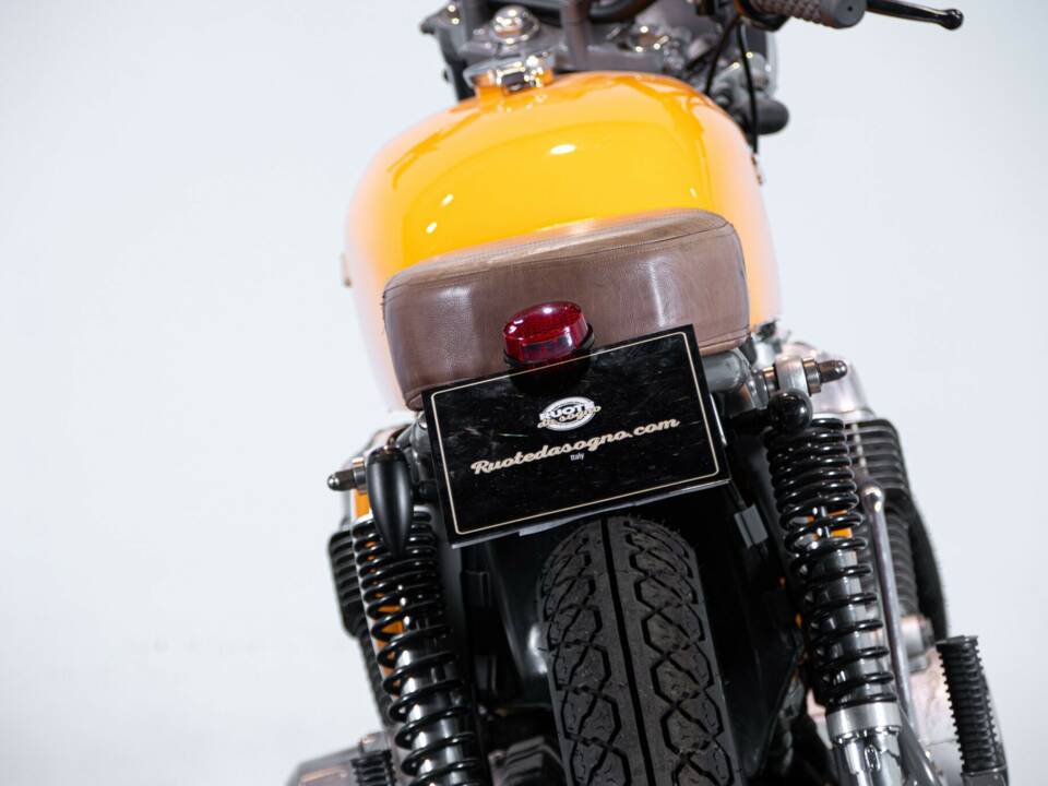 Image 24/50 of Honda CB 750 Custom (1974)